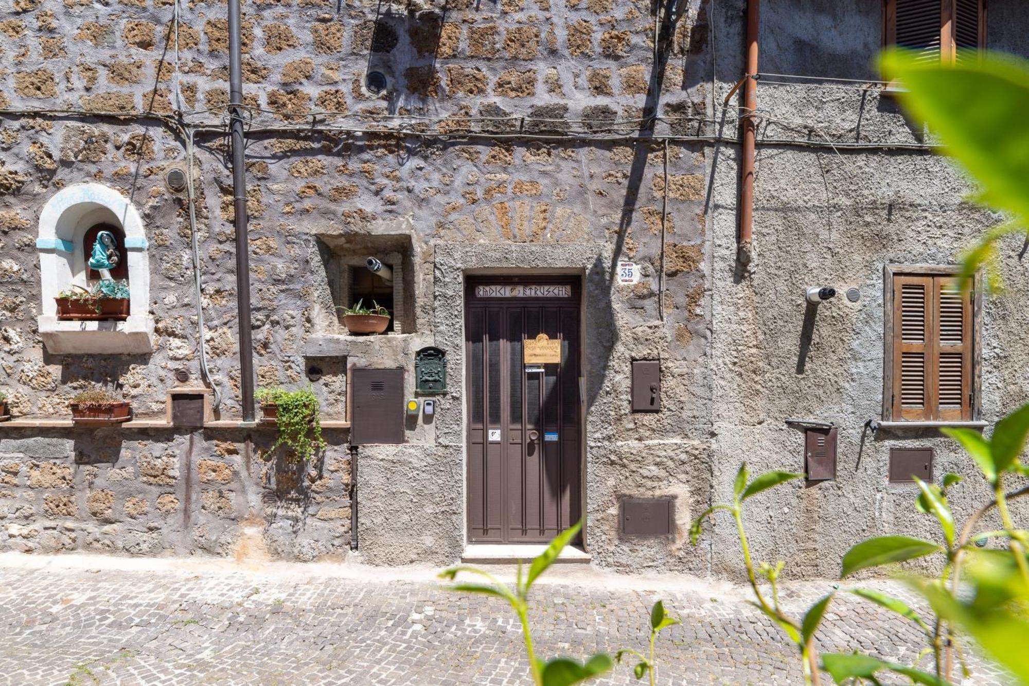 Radici Etrusche Sutri Hotel Exterior foto